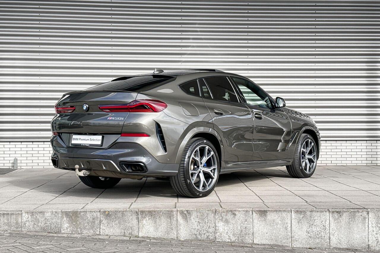 BMW X6 M50i / Selections