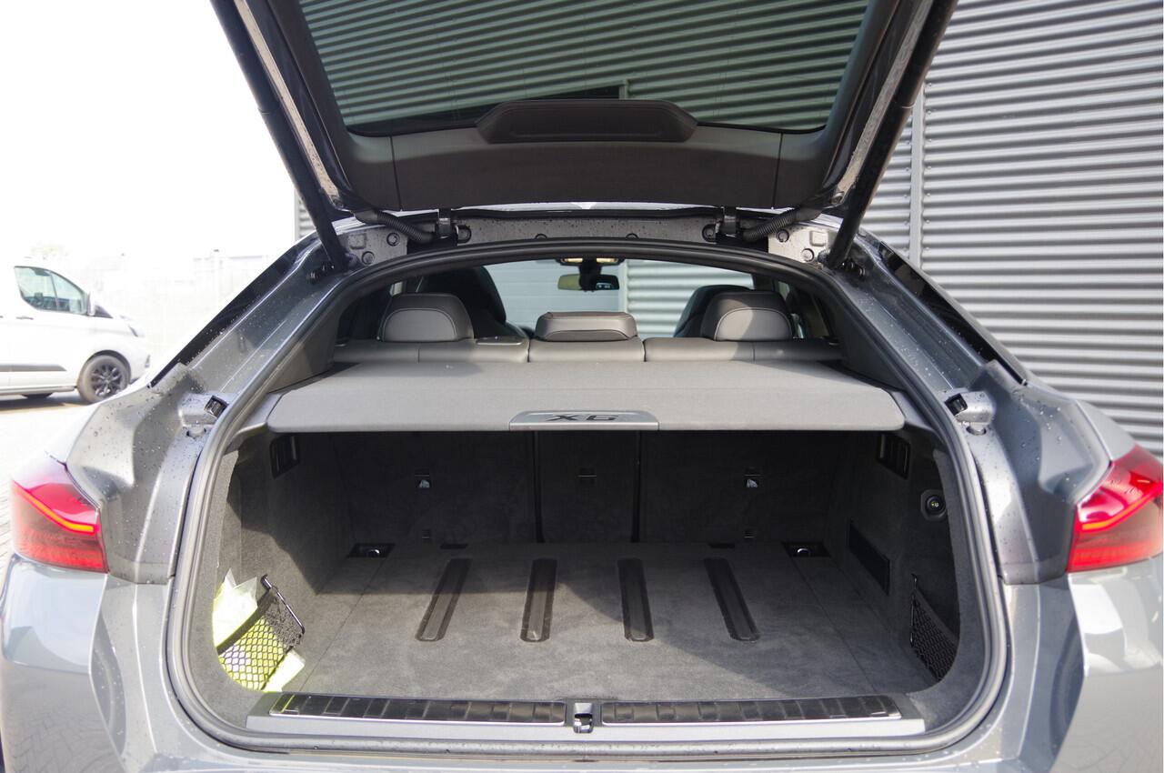 BMW X6 M - Competition LASERLIGHT, PANODAK, MEMORY, TREKHAAK, ALCANTARA HEMEL, SPORTSTOELEN, CARBON