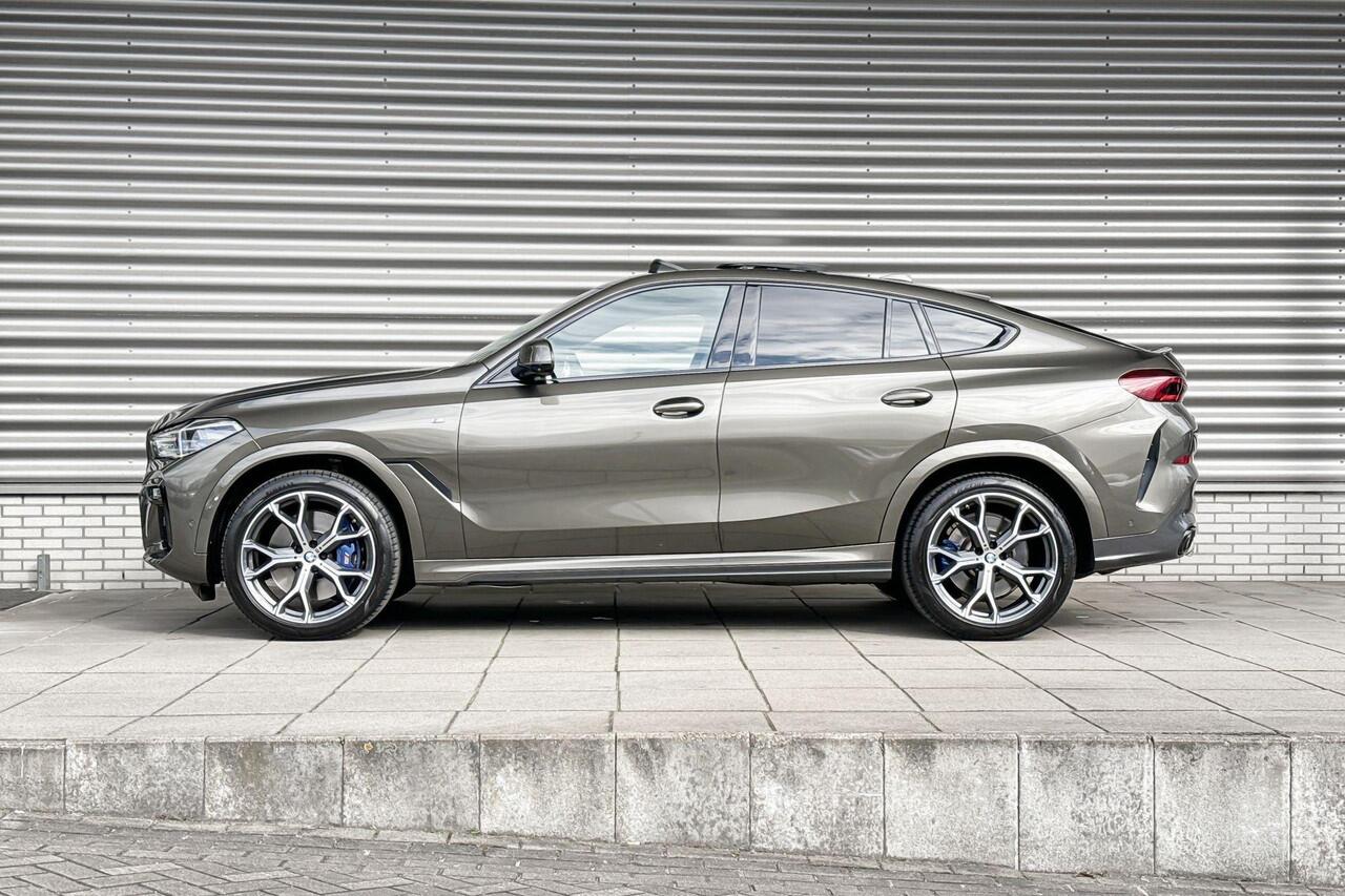 BMW X6 M50i / Selections