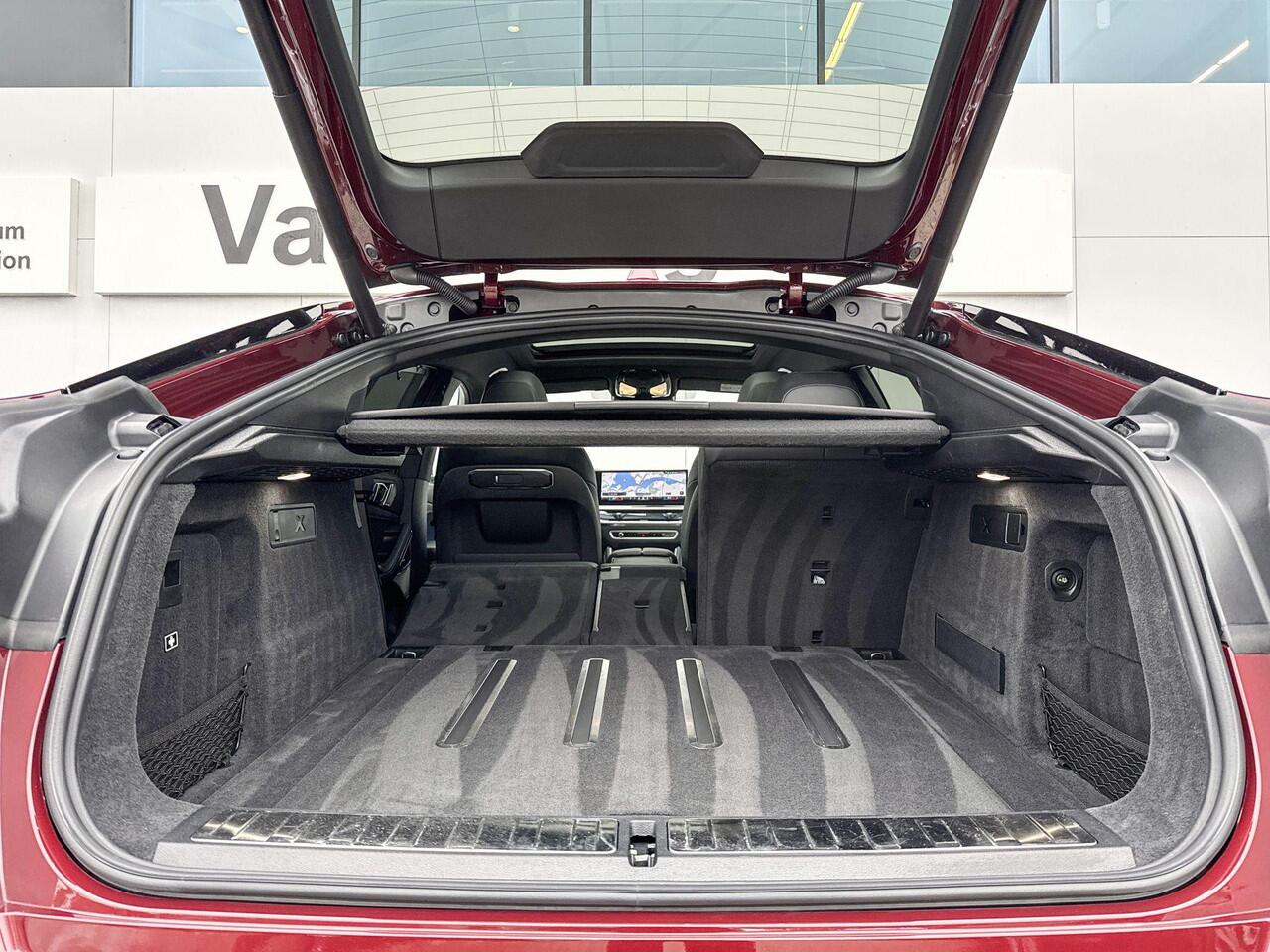 BMW X6 xDrive40i M Sport | Bowers & Wilkins | Trekhaak