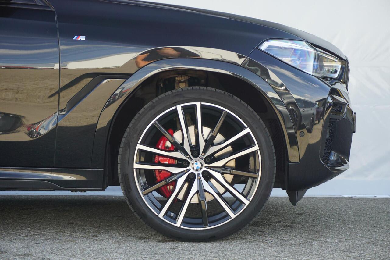 BMW X6 xDrive40i M Sportpakket 22'' / Panoramadak / Driving Assistant Professional / Head-Up Display