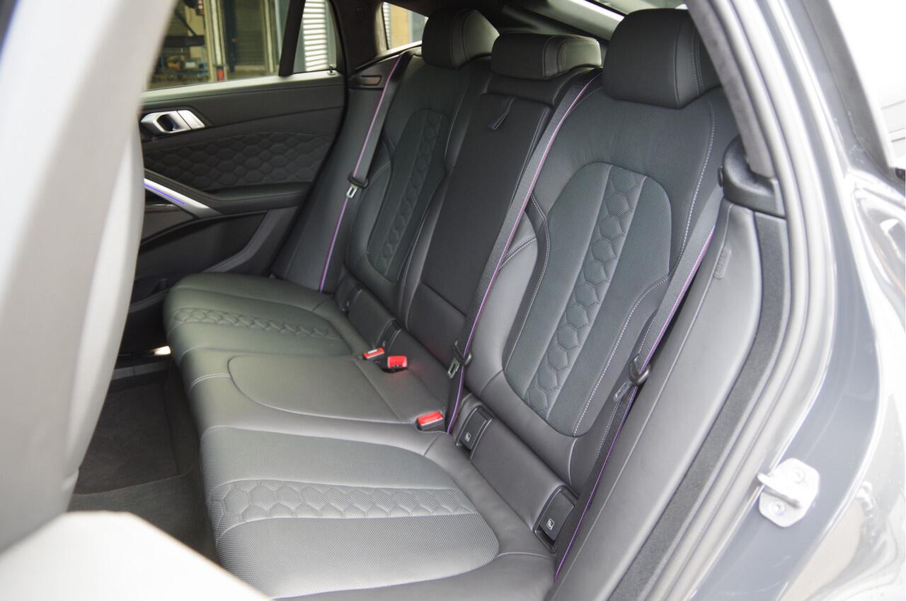 BMW X6 M - Competition LASERLIGHT, PANODAK, MEMORY, TREKHAAK, ALCANTARA HEMEL, SPORTSTOELEN, CARBON