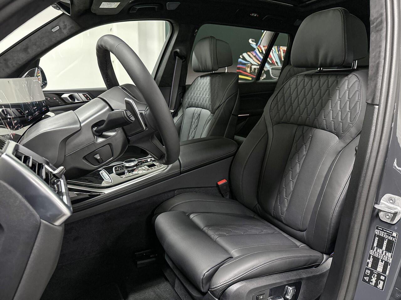 BMW X7 xDrive40i M-Sport Pro | Innovation Pack | Exclusive Pack | Comfort Pack | Driving Assistant Professional | Bowers&Wilkins | Sky Lounge | Soft-Close | Trekhaak | Selections