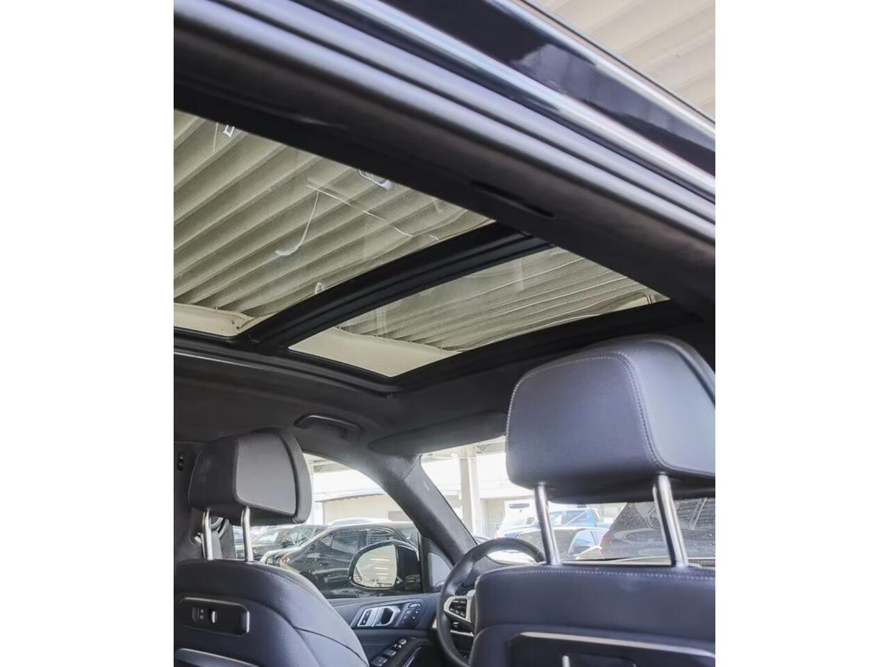 BMW X7 xDrive40d M Sport 340 PK Grijs Kenteken ACC Trekhaak Luchtvering Head-Up Memory 21 Inch