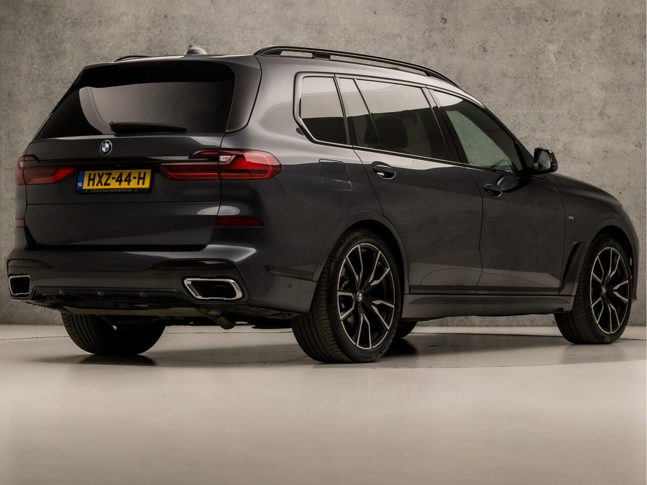 BMW X7 xDrive40i M Sport High Executive 7 Persoons 340Pk Automaat (SKYLOUNGE PANORAMADAK, ALCANTARA HEMELBEKLEDING, SOFTCLOSE, LUCHTVERING, LASER KOPLAMPEN, HEAD-UP DISPLAY, 360 CAMERA, HARMAN/KARDON, OFFROAD PAKKET, COMFORT ZETELS, NIEUWSTAA