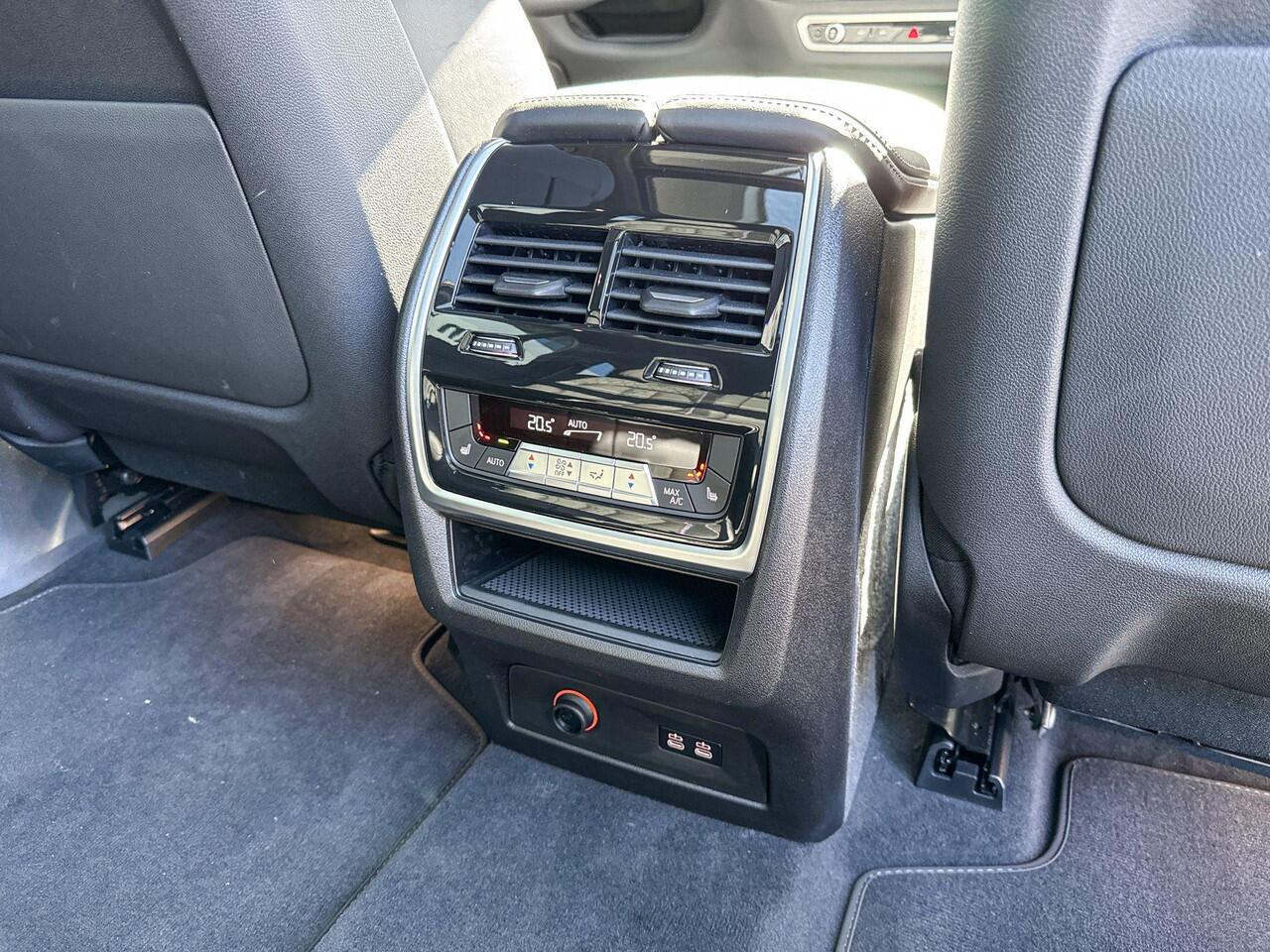 BMW X7 xDrive40i | M Sport Pro| Innovation Pack | Exclusive Pack | Demo bechikbaar per 01-05-2026