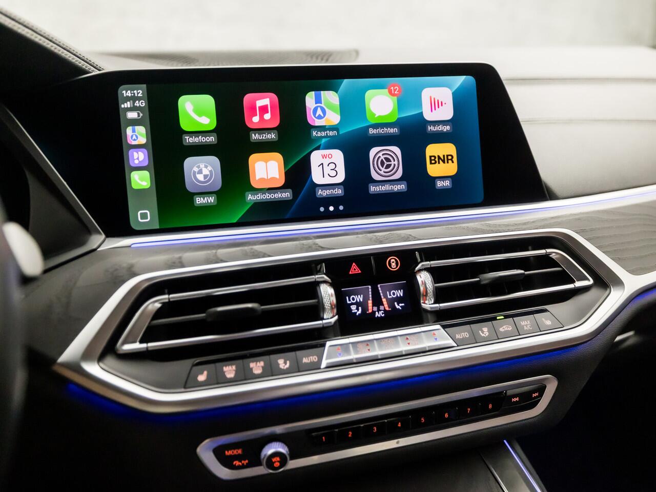 BMW X7 xDrive40i M Sport High Executive 7 Persoons 340Pk Automaat (SKYLOUNGE PANORAMADAK, ALCANTARA HEMELBEKLEDING, SOFTCLOSE, LUCHTVERING, LASER KOPLAMPEN, HEAD-UP DISPLAY, 360 CAMERA, HARMAN/KARDON, OFFROAD PAKKET, COMFORT ZETELS, NIEUWSTAA