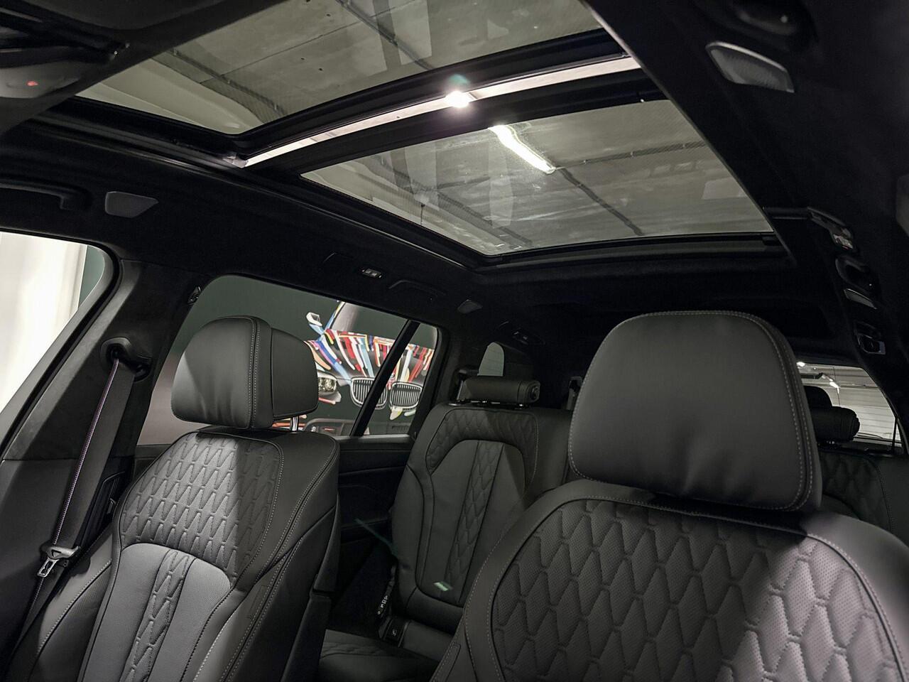 BMW X7 xDrive40i M-Sport Pro | Innovation Pack | Exclusive Pack | Comfort Pack | Driving Assistant Professional | Bowers&Wilkins | Sky Lounge | Soft-Close | Trekhaak | Selections