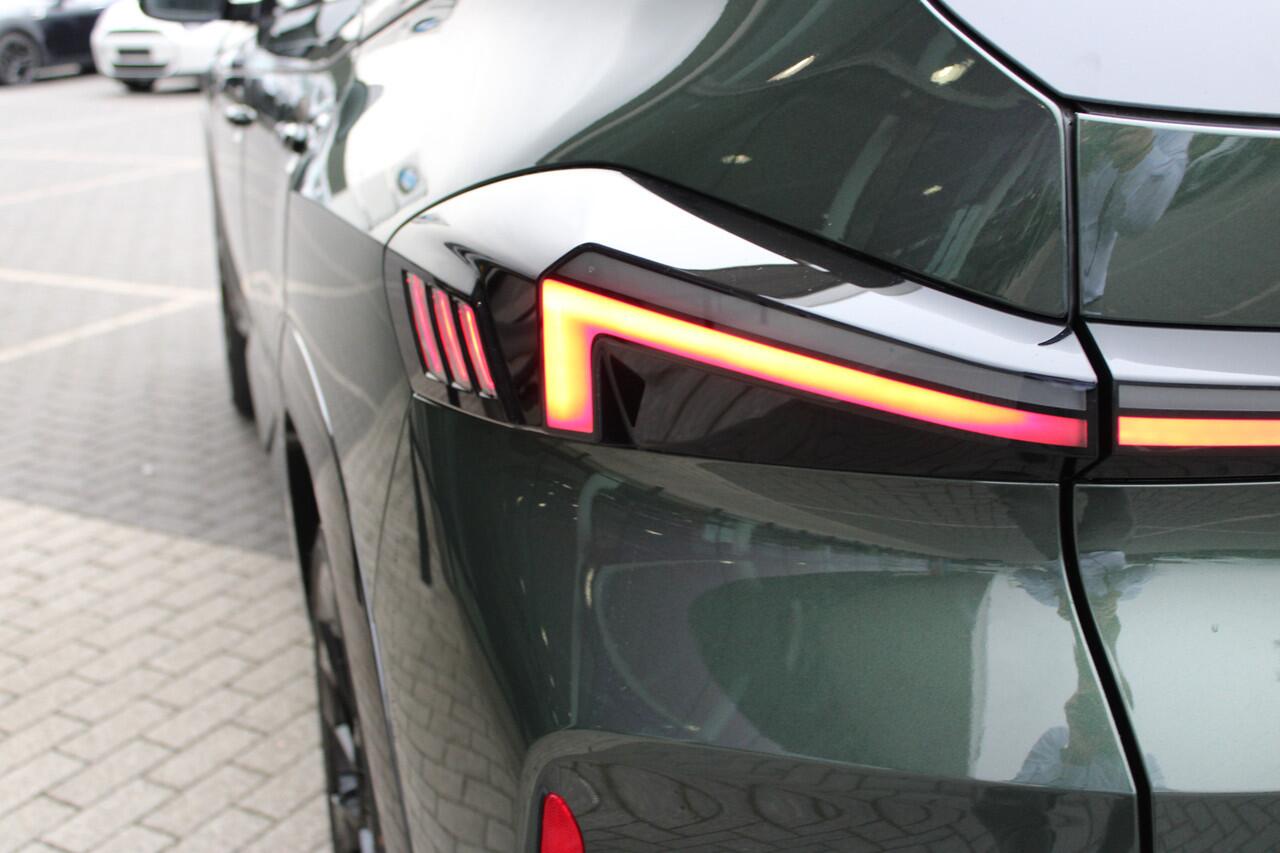 BMW XM PHEV 50e High Executive Automaat / Trekhaak / Bowers & Wilkins / Massagefunctie / Adaptief M Onderstel Professional / M Multifunctionele Stoelen / Soft-Close