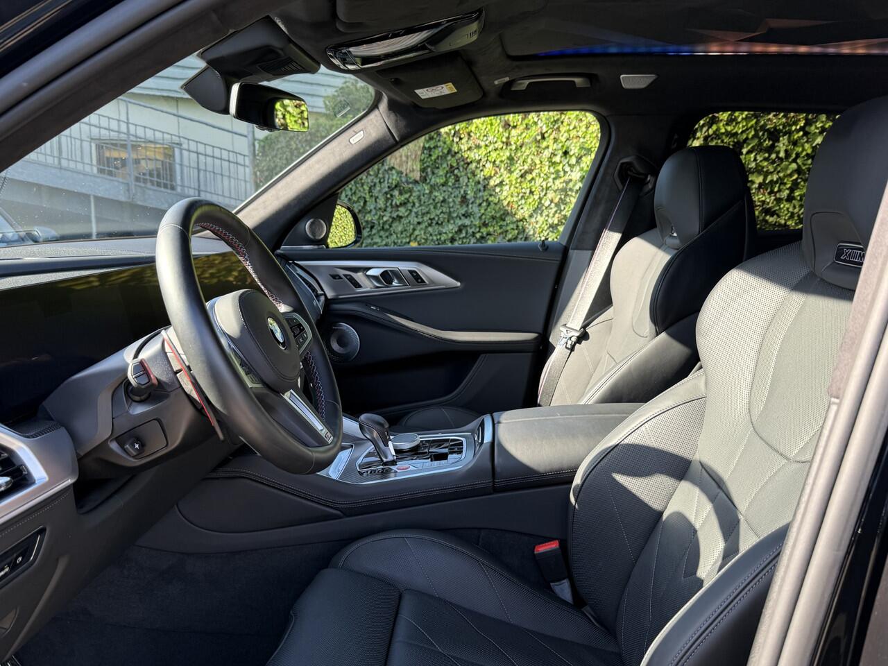 BMW XM 50e | 23" | Individual leder | Bowers & Wilkins | Trekhaak | Stoelver. + ventilatie + massage | Soft close