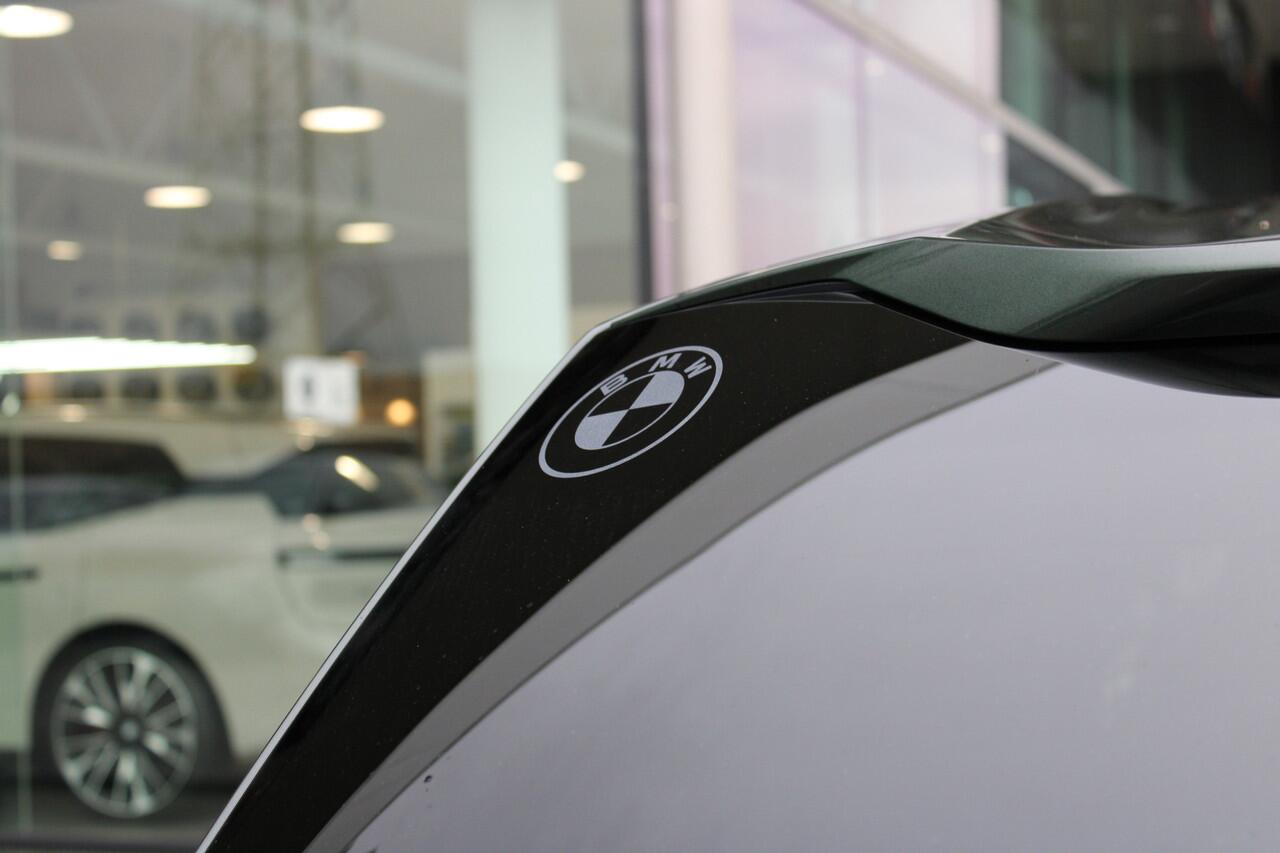 BMW XM PHEV 50e High Executive Automaat / Trekhaak / Bowers & Wilkins / Massagefunctie / Adaptief M Onderstel Professional / M Multifunctionele Stoelen / Soft-Close