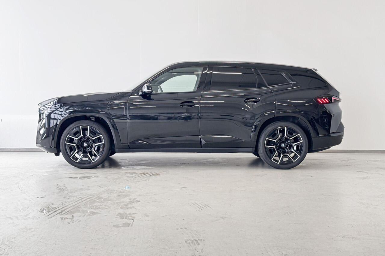 BMW XM PHEV 50e | Selections