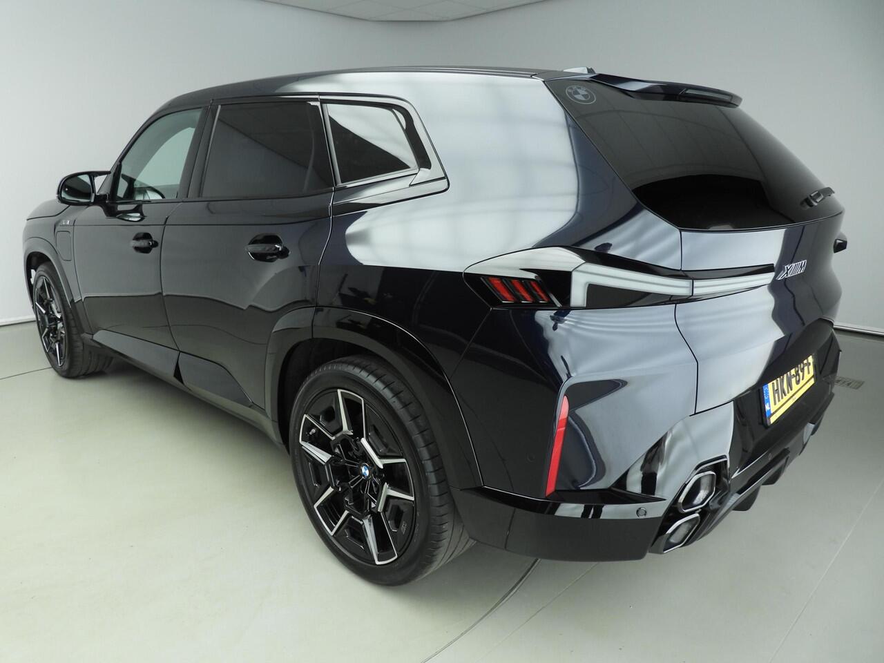 BMW XM 50e | M-Sportpakket | LED | Leder | HUD | Trekhaak | Active cruise | DAB | Harman-kardon sound | Alu 22 inch