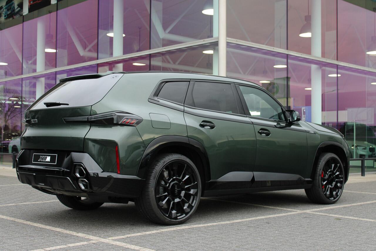 BMW XM PHEV 50e High Executive Automaat / Trekhaak / Bowers & Wilkins / Massagefunctie / Adaptief M Onderstel Professional / M Multifunctionele Stoelen / Soft-Close