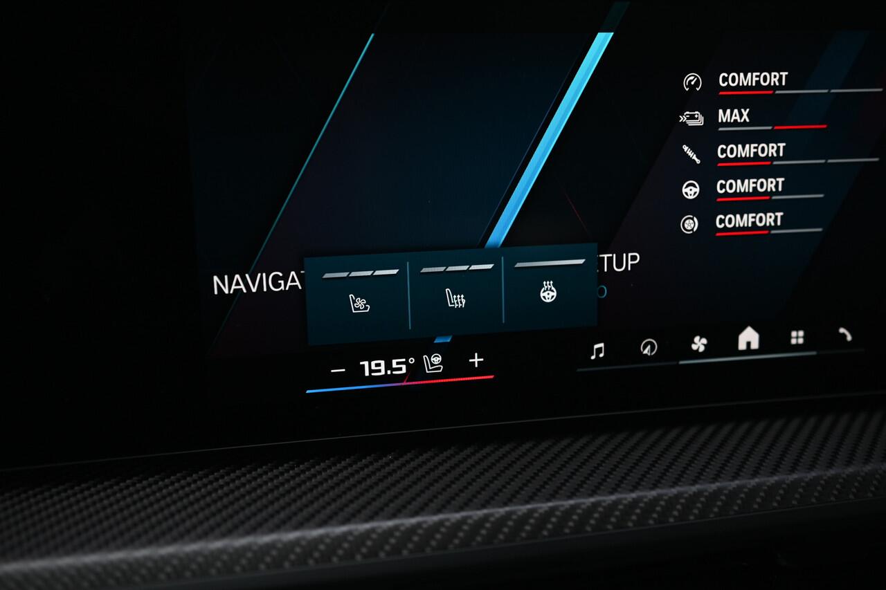 BMW XM PHEV 50e High Executive Automaat / Trekhaak / Massagefunctie / Adaptief M Onderstel Professional / Bowers & Wilkins / M Multifunctionele Stoelen / Soft-Close