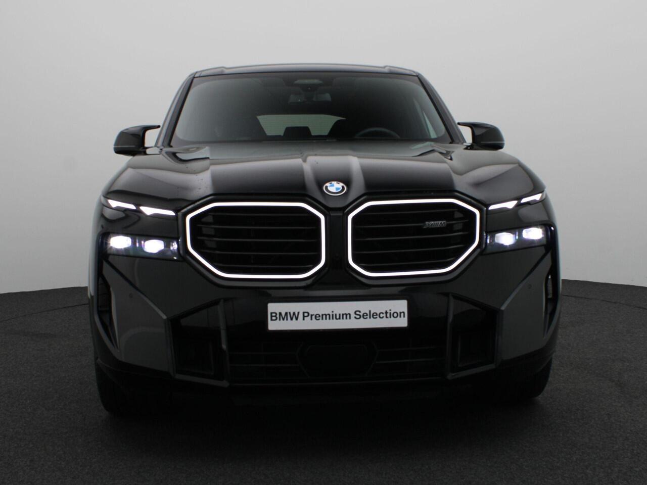 BMW XM PHEV 50e Adaptief M Onderstel Professional | Soft Close | Trekhaak | Driving Assistant Professional | Harman Kardon | 23''