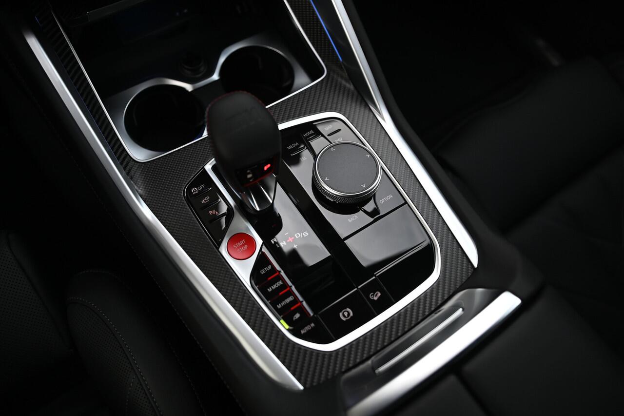 BMW XM PHEV 50e High Executive Automaat / Trekhaak / Massagefunctie / Adaptief M Onderstel Professional / Bowers & Wilkins / M Multifunctionele Stoelen / Soft-Close