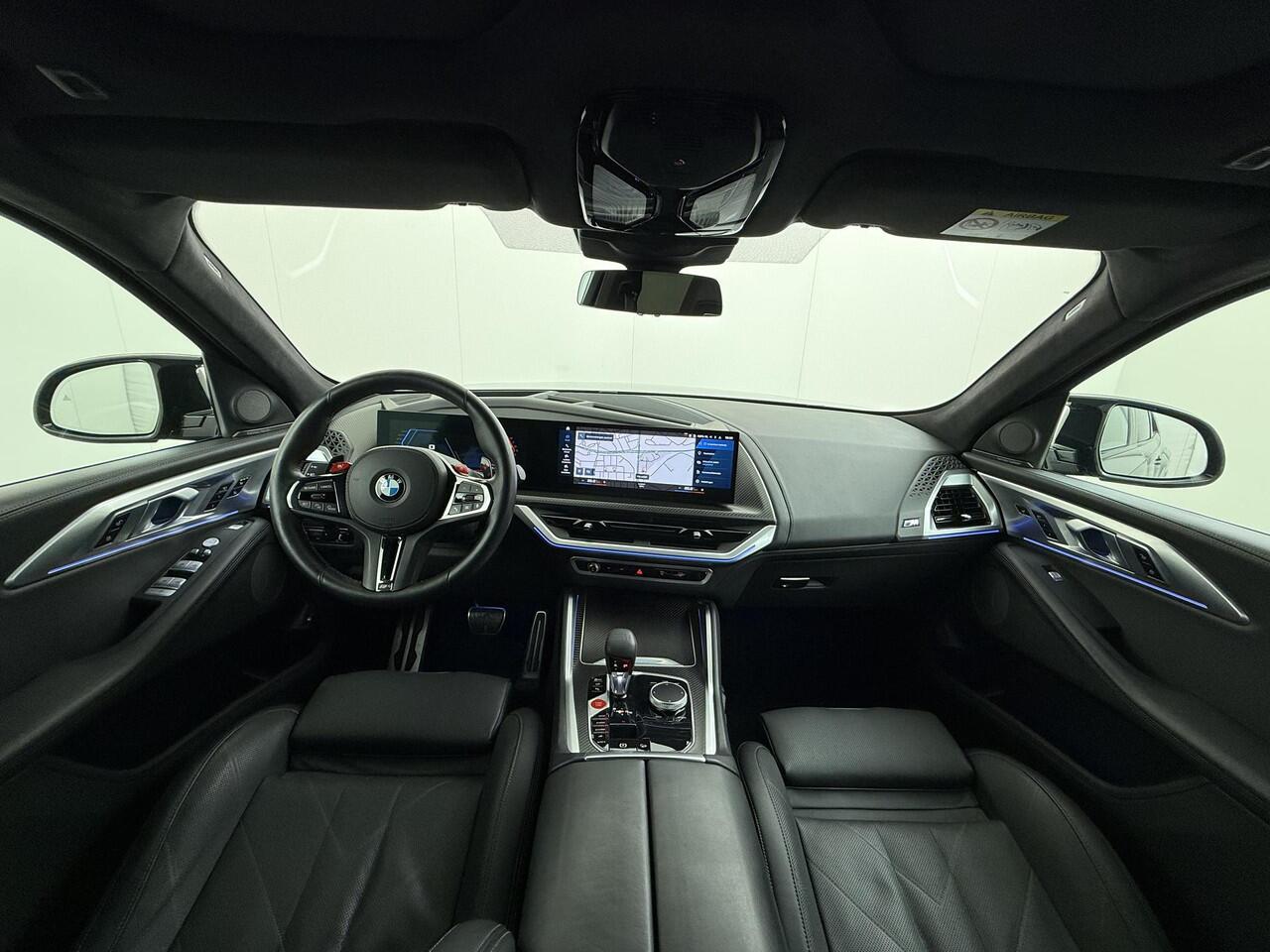 BMW XM PHEV 30 kWh NL Auto | V8 | Trekhaak | 23" lmv | BTW Auto |