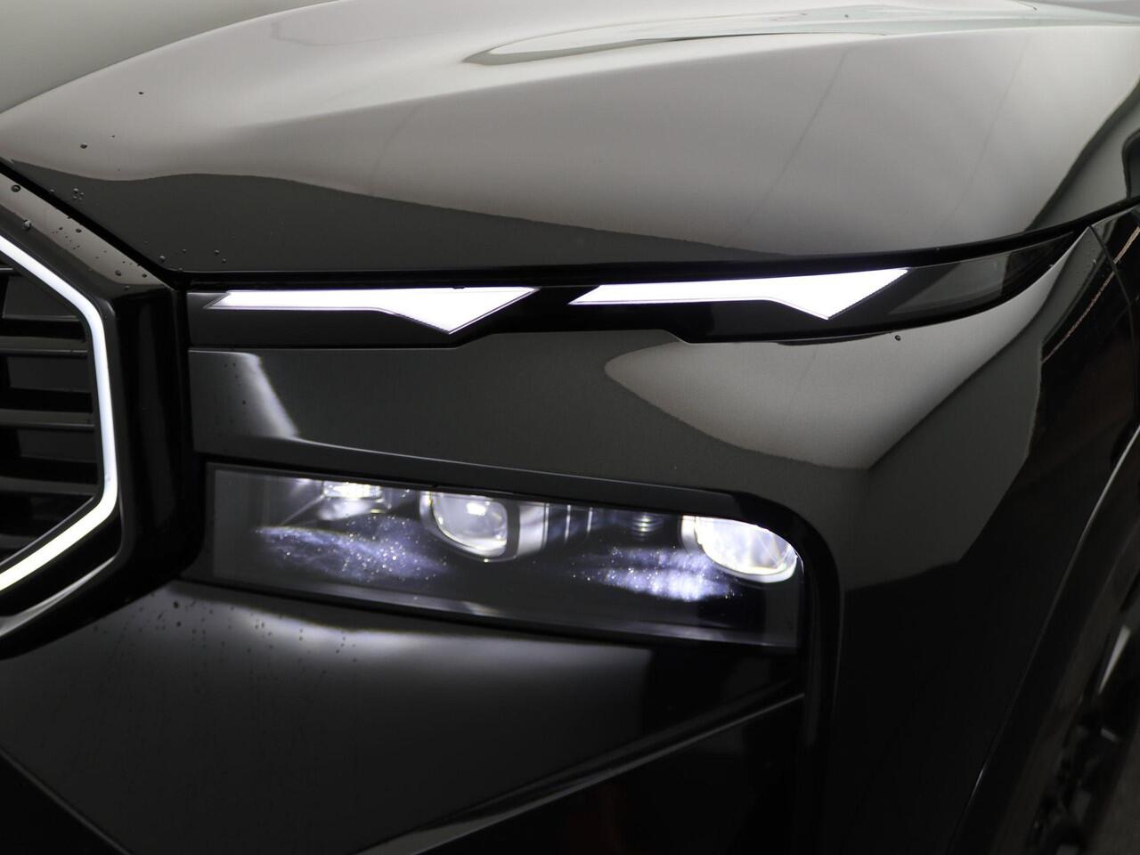 BMW XM PHEV 50e Adaptief M Onderstel Professional | Soft Close | Trekhaak | Driving Assistant Professional | Harman Kardon | 23''