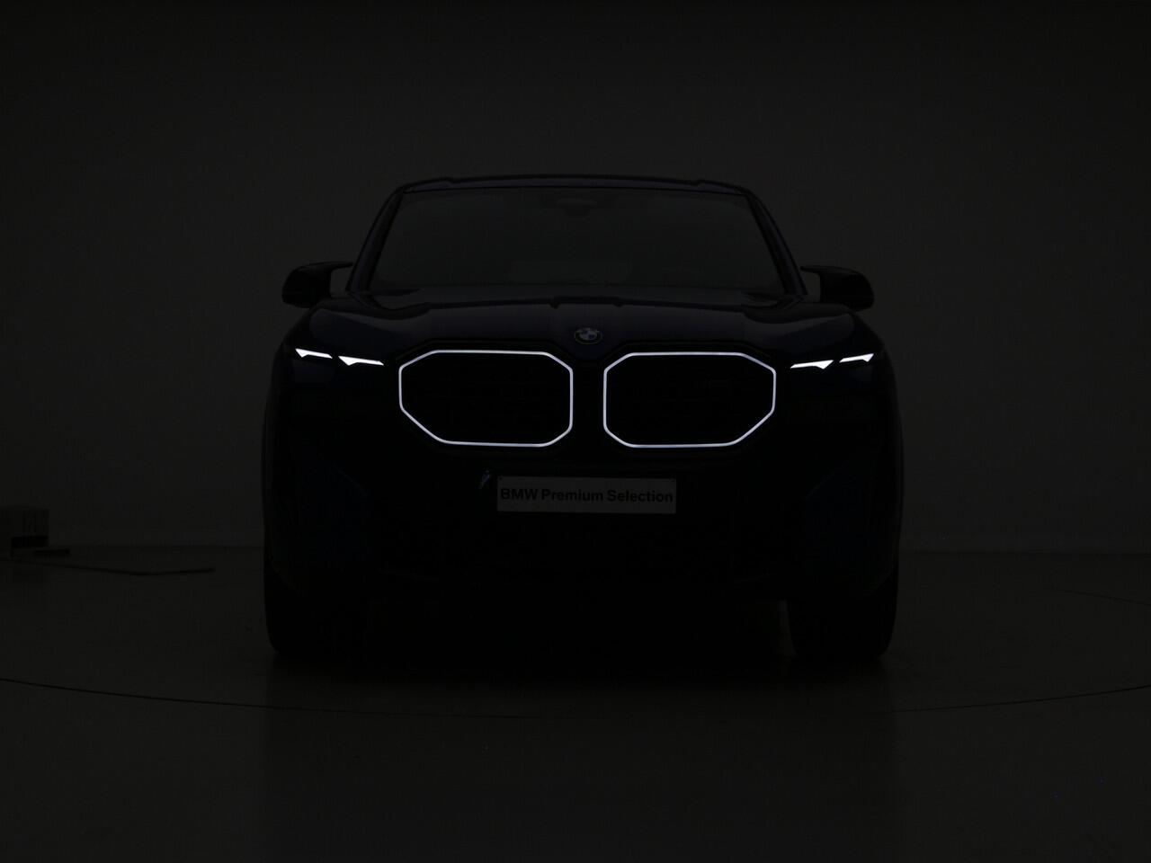 BMW XM PHEV 50e | 2025! | 23" | Trekhaak | Soft Close | Massage | CoPilot | Harman Kardon |