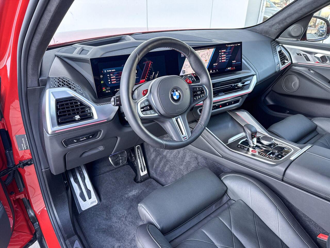 BMW XM PHEV 50e M Carbon interieur afwerking / Trekhaak Elektrisch / Driving Assistant Prof / 23inch / Comfort Acces / Shadowline / Harman en Kardon Audio