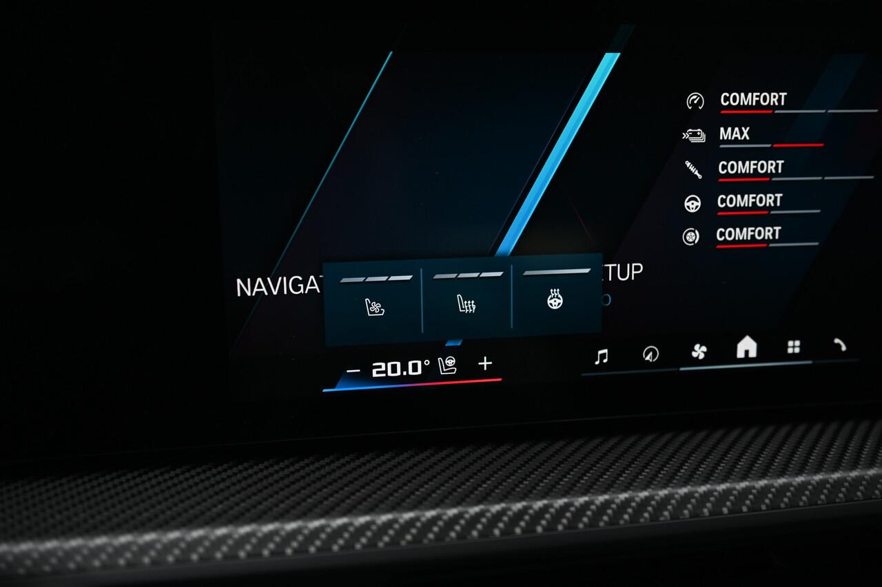 BMW XM PHEV 50e High Executive Automaat / Trekhaak / Adaptief M Onderstel Professional / M Multifunctionele Stoelen / Bowers & Wilkins / Soft-Close / Parking Assistant Plus