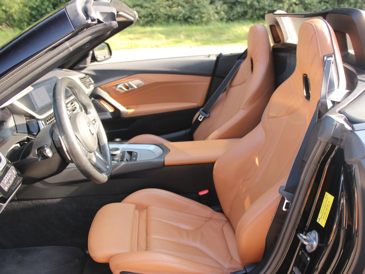 BMW Z4 Roadster M40i High Executive Zwart