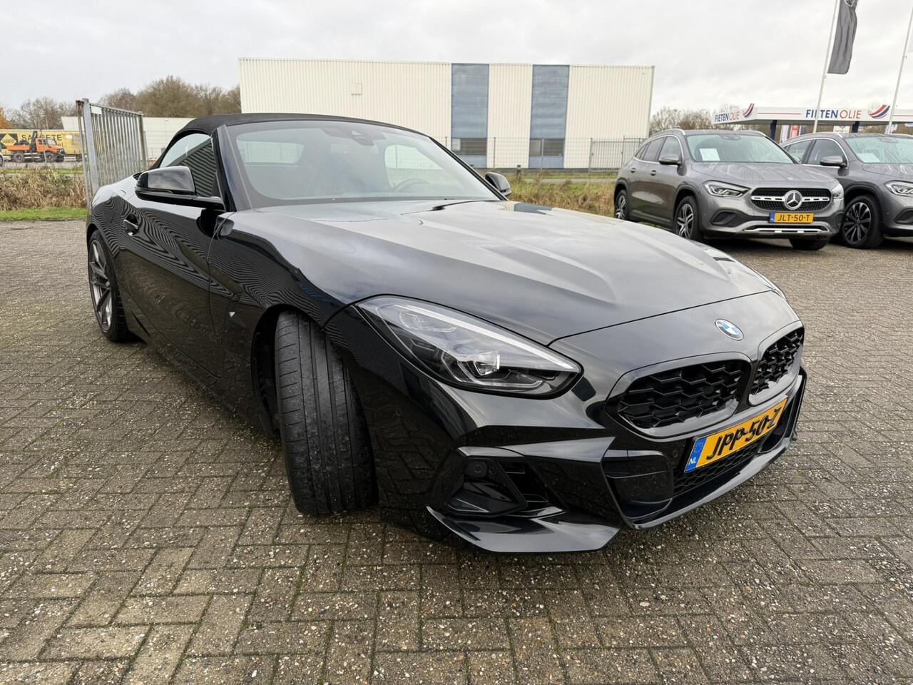 BMW Z4 Roadster M40i High Executive M Sport Keyless Entry Harman-Kardon 19 Inch Elek. Stoelverstelling ACC Stuurverwarming