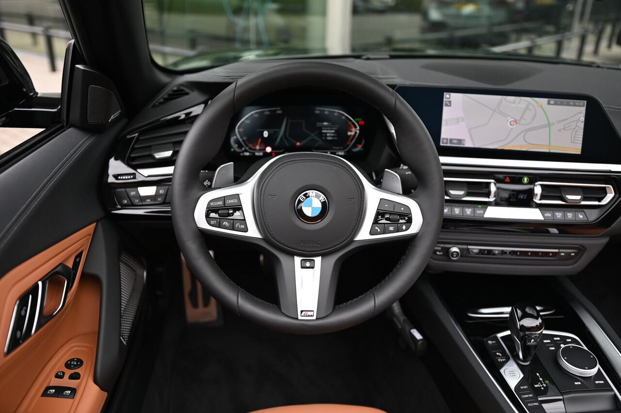 BMW Z4 Roadster sDrive30i High Executive M Sport Automaat / M Sportstoelen / Achteruitrijcamera / Stuurverwarming / Adaptieve LED / Active Cruise Control / Comfort Access
