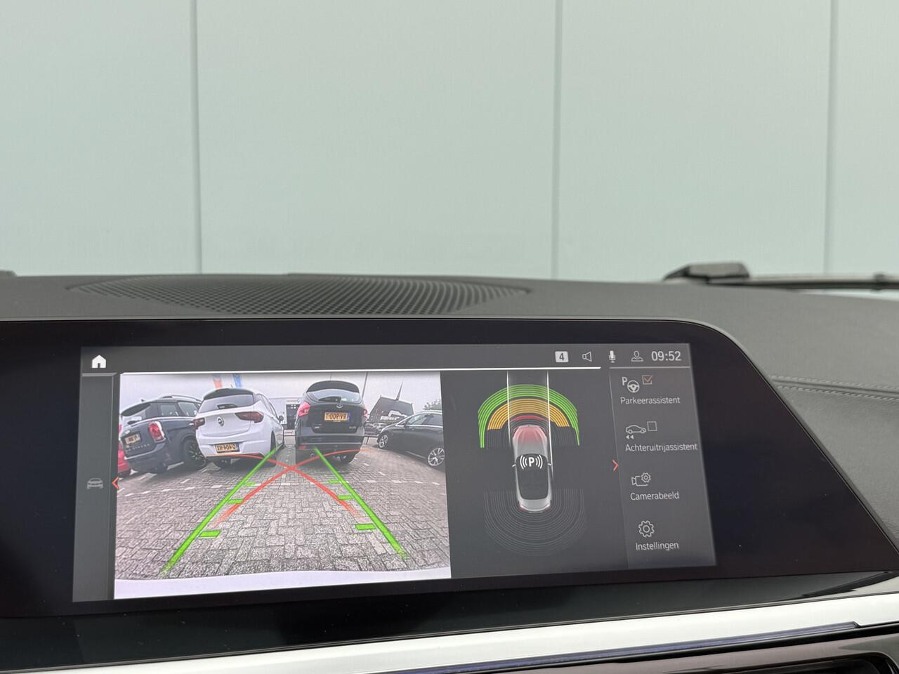 BMW Z4 Roadster sDrive20i High Executive Automaat M-Pakket