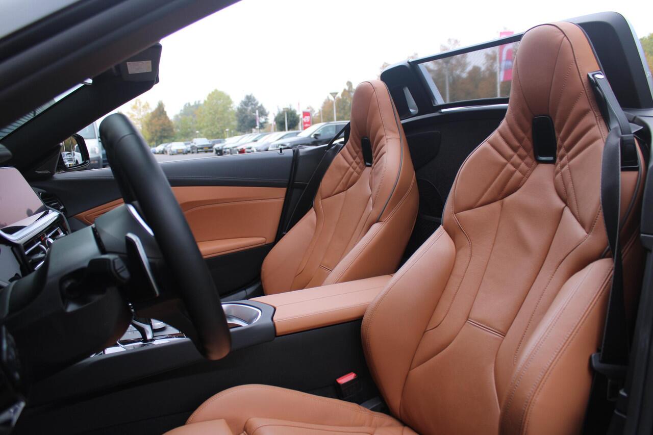 BMW Z4 Roadster sDRIVE 20i HIGH EXECUTIVE M-SPORT AUTOMAAT | M INTERIEURPAKKET | M EXTERIEURPAKKET | M SPORTSTUUR | 19" VIJFDUBBELSPAAKS M SPORTWIELEN | NAVIGATIE | DRAADLOZE APPLE CARPLAY / ANDROID AUTO | LEDER VERNASCA COGNAC | STOEL / STUUR VERWARMING | ACH