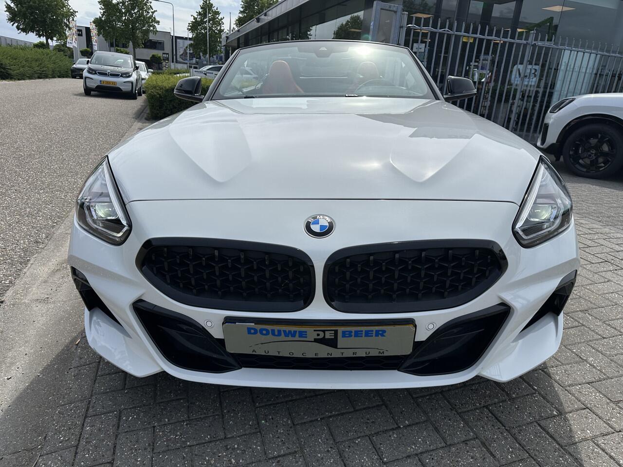 BMW Z4 Roadster sDrive20i M-sport Harman Kardon | Connected Prof. | Rood interieur