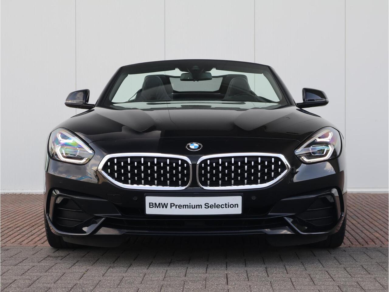 BMW Z4 Roadster sDrive30i High Executive Comfort Access/ Stoelverwarming/ Head-Up/ HiFi/ M Sportstoelen