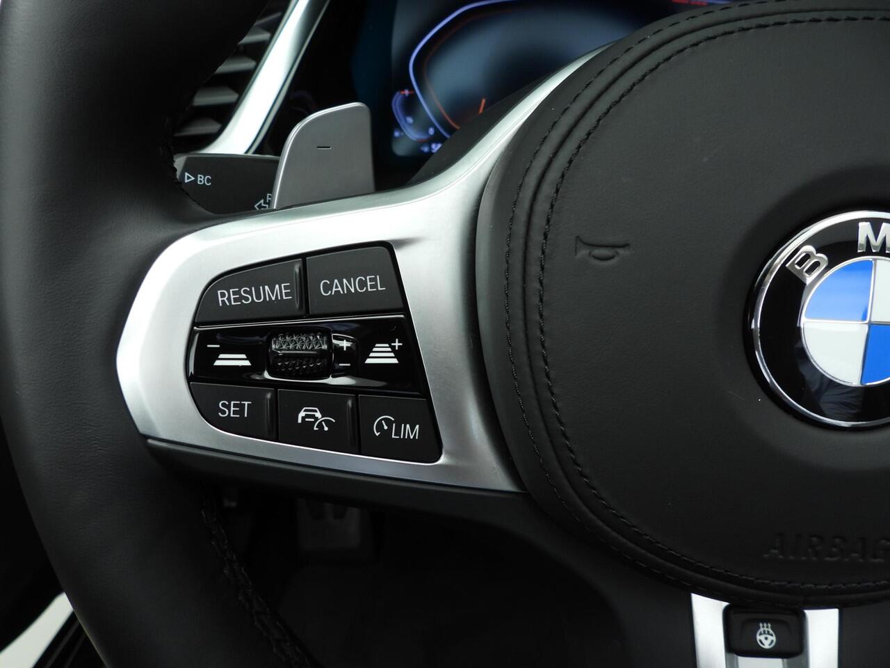 BMW Z4 Roadster sDrive20i | M-Sportpakket | LED | Leder | HUD | Stoelverwarming | Active cruise | Keyles go | DAB | Harman-kardon sound | Alu 18 inch