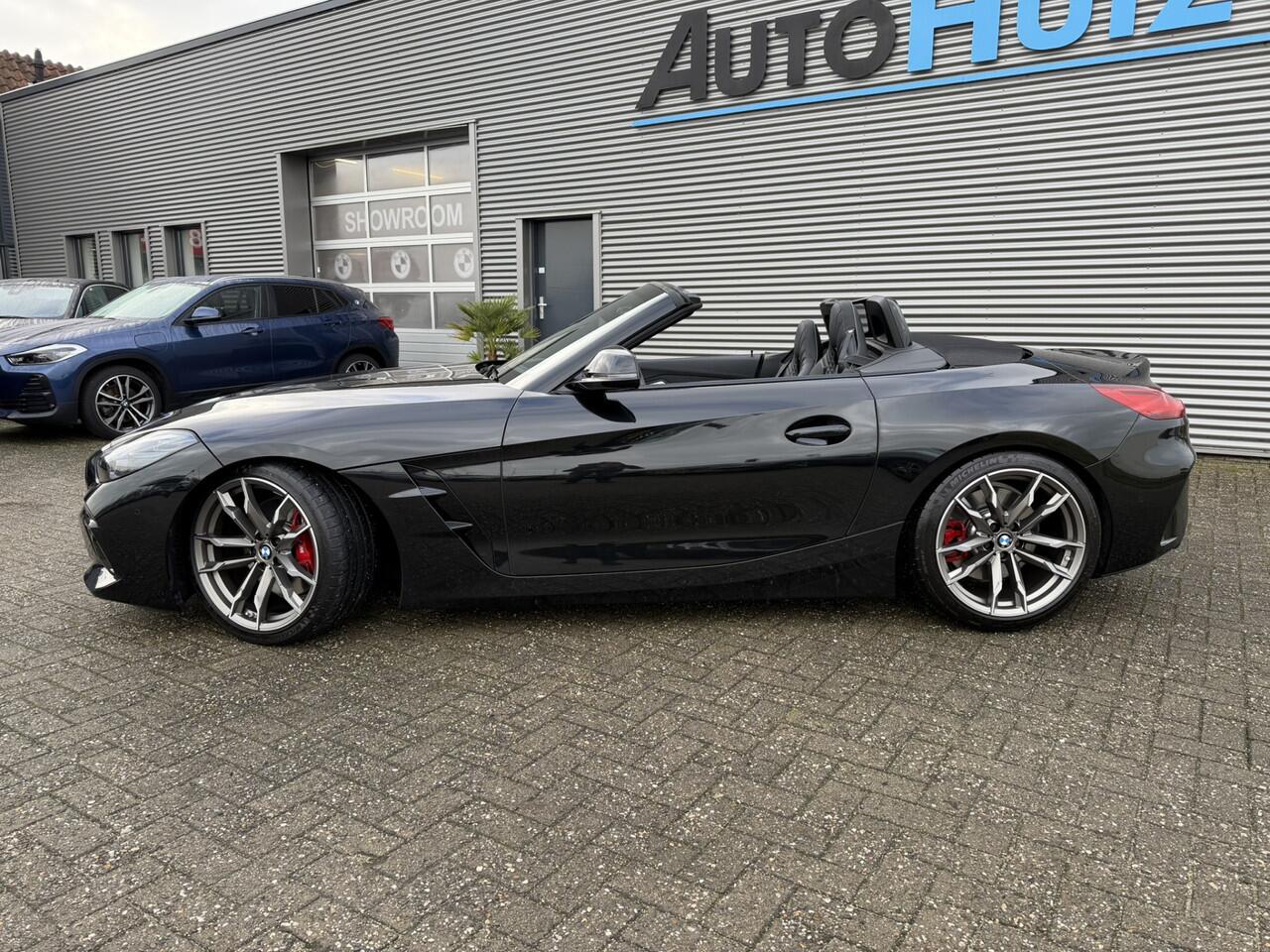 BMW Z4 Roadster M40i High Executive M Sport Keyless Entry Harman-Kardon 19 Inch Elek. Stoelverstelling ACC Stuurverwarming