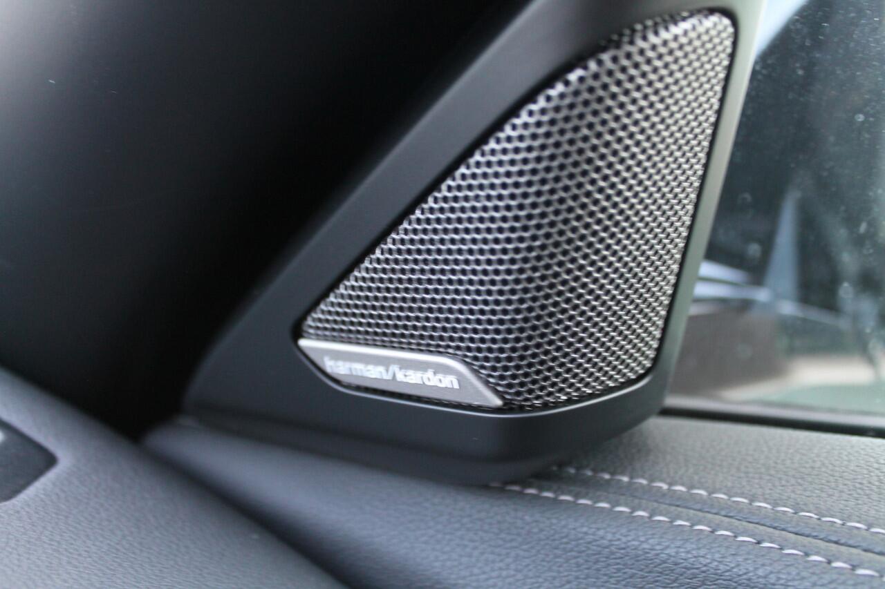 BMW Z4 Roadster sDrive30i High Executive M Sport Automaat / Achteruitrijcamera / M Sportstoelen / Comfort Access / Adaptieve LED / Active Cruise Control / M Adaptief onderstel / Head-Up / Stuurverwarming