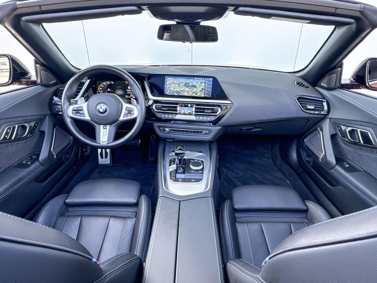 BMW Z4 M40i High Executive Harman Kardon / Head-Up / Elektrisch verstelbare stoelen / Stoelverwarming / Stuurwielrandverwarming / Comfort Acces / 19 Inch