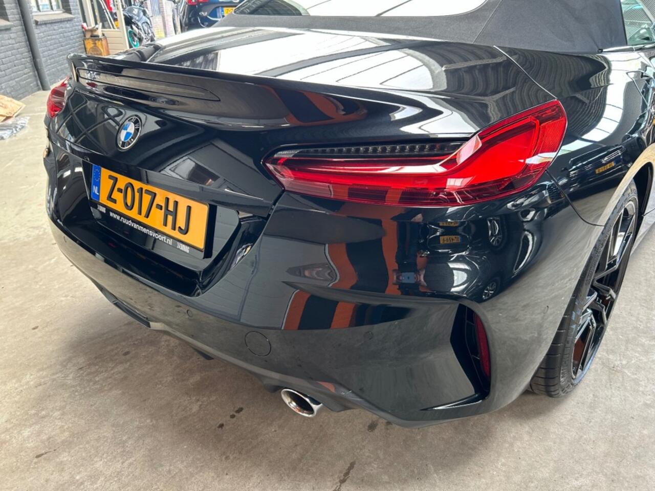 BMW Z4 SDRIVE20I M-Pakket High EX / 19Inch / Head-Up / Black