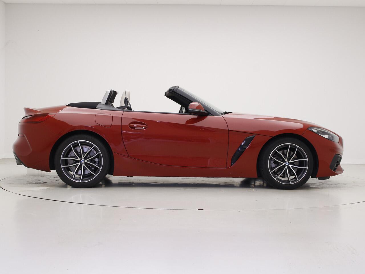 BMW Z4 Roadster sDrive20i SportLine | M-Sportstoelen | Comfort Access | Hifi | Stoelverwarming