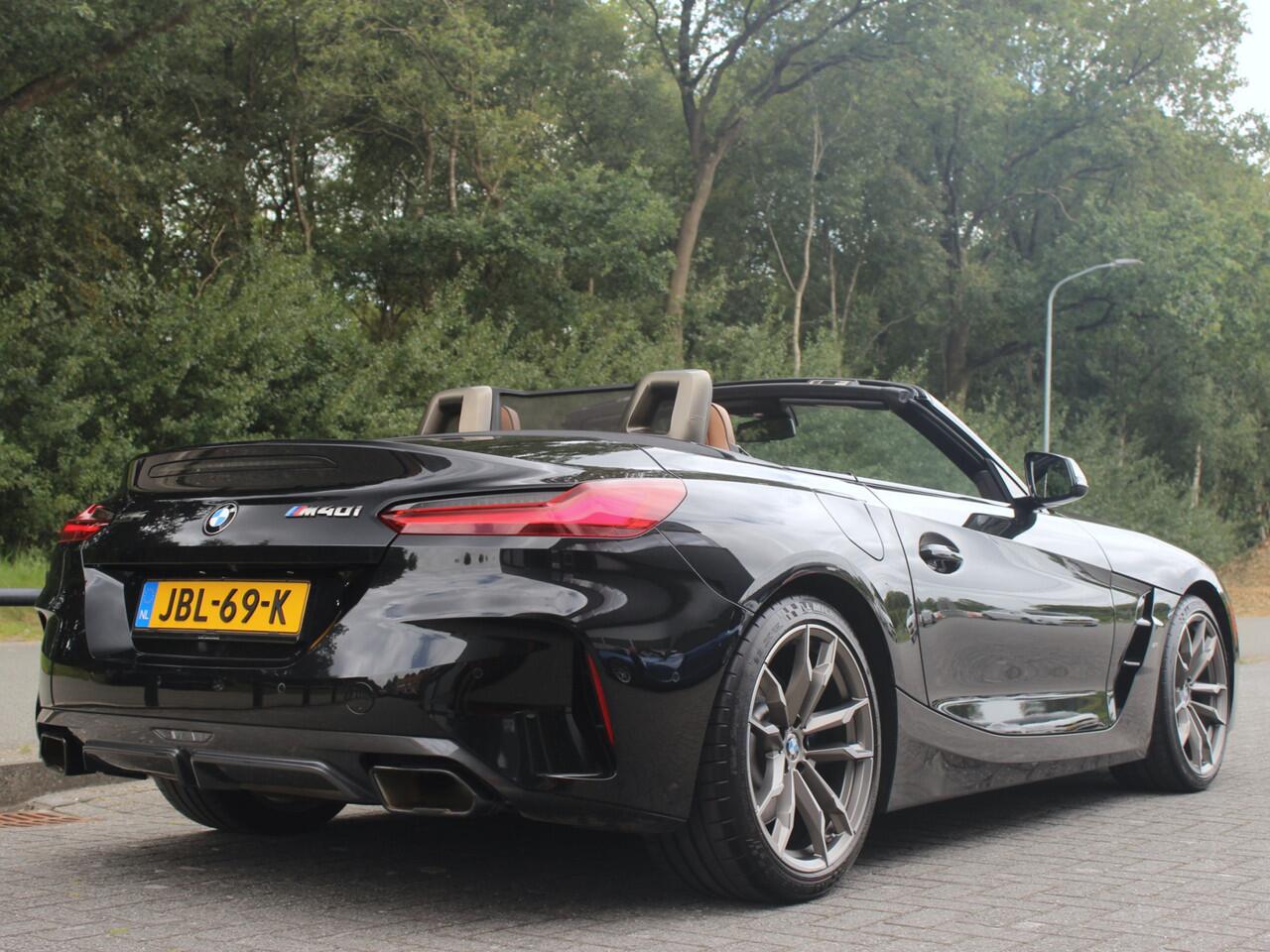 BMW Z4 Roadster M40i High Executive Zwart