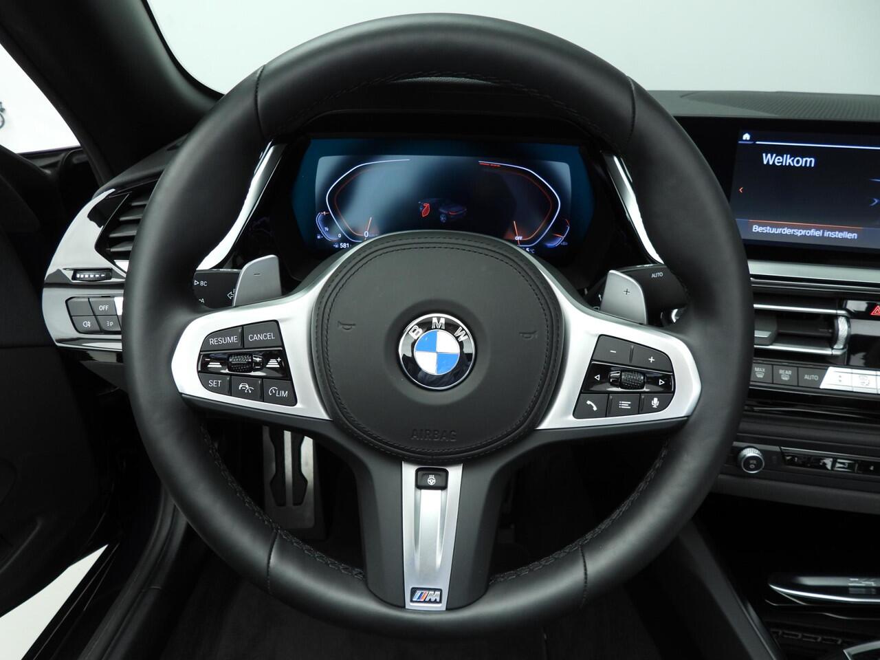 BMW Z4 Roadster sDrive20i | M-Sportpakket | LED | Leder | HUD | Stoelverwarming | Active cruise | Keyles go | DAB | Harman-kardon sound | Alu 18 inch