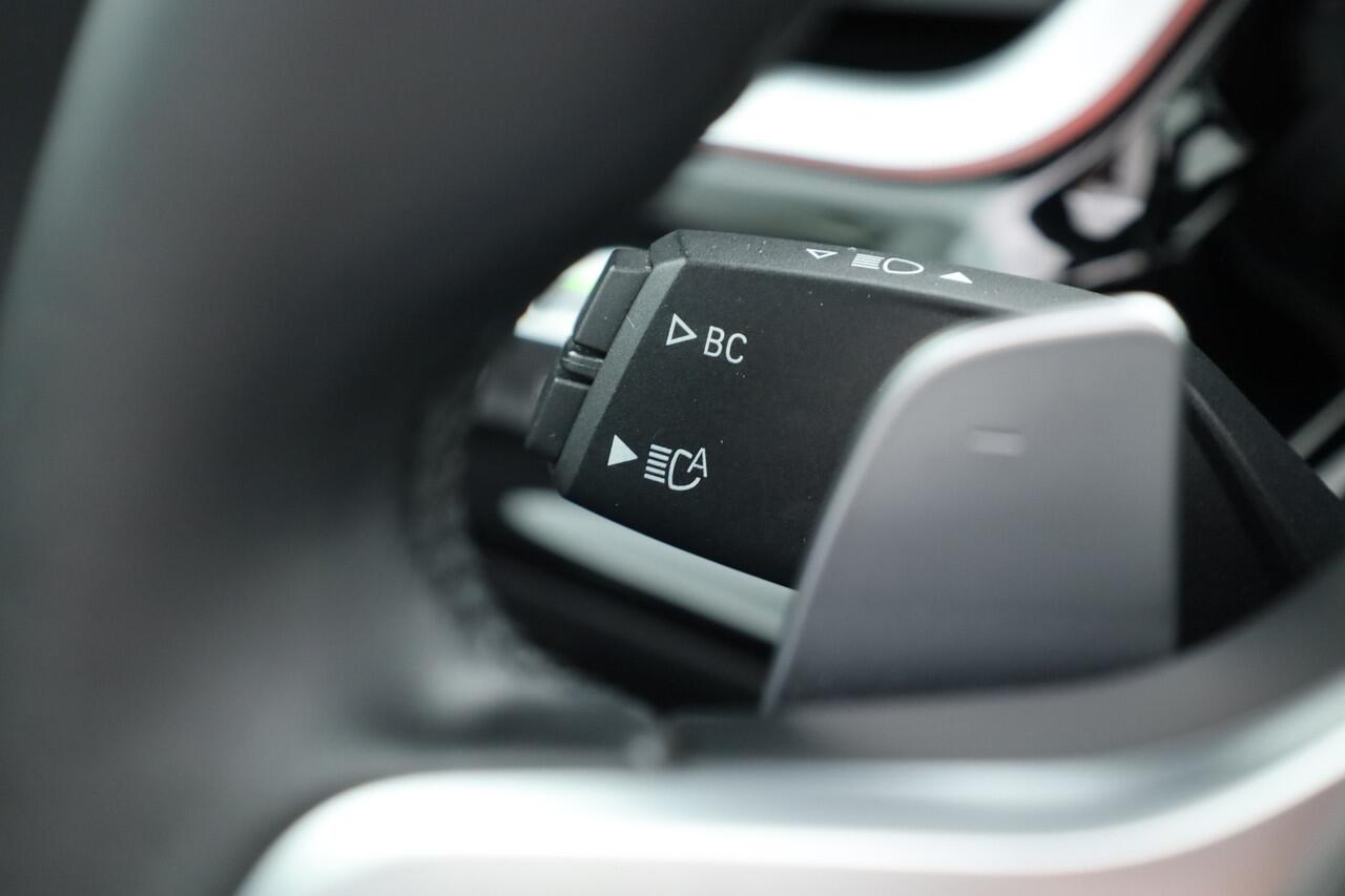 BMW Z4 Roadster sDrive20i Sport Line | Stoelverw. | Leder | Apple CarPlay | Camera | Navi