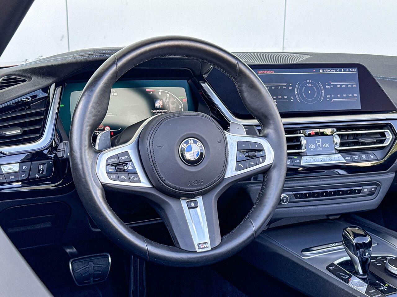 BMW Z4 M40i High Executive Harman Kardon / Head-Up / Elektrisch verstelbare stoelen / Stoelverwarming / Stuurwielrandverwarming / Comfort Acces / 19 Inch