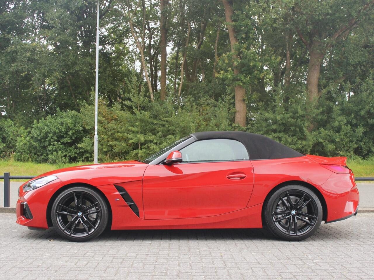 BMW Z4 Roadster sDrive20i M-Sport Keyless 19 Inch