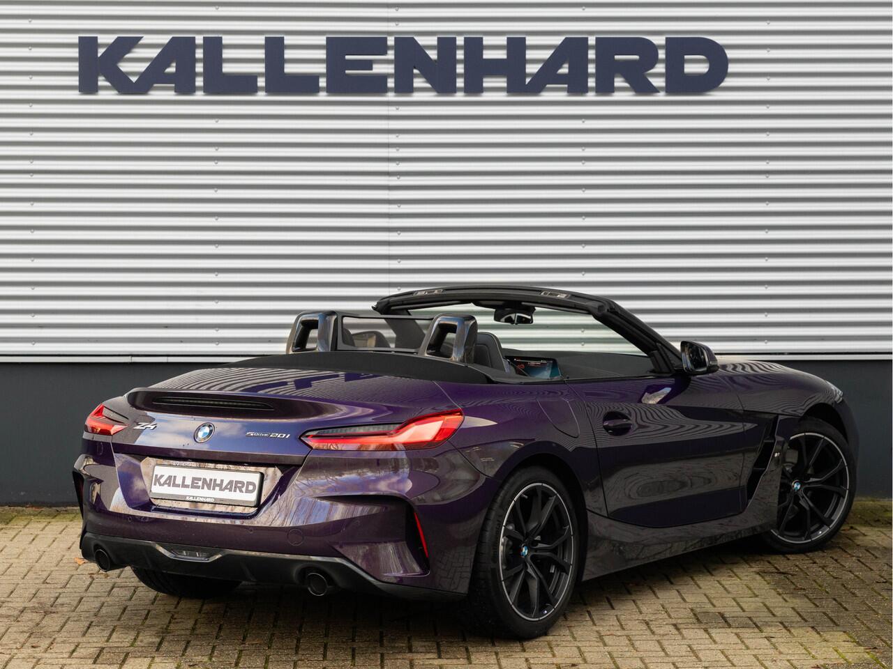 BMW Z4 Roadster sDrive20i M-Sport - Manual - M-Zetels - Harman Kardon - Stoelverwarming