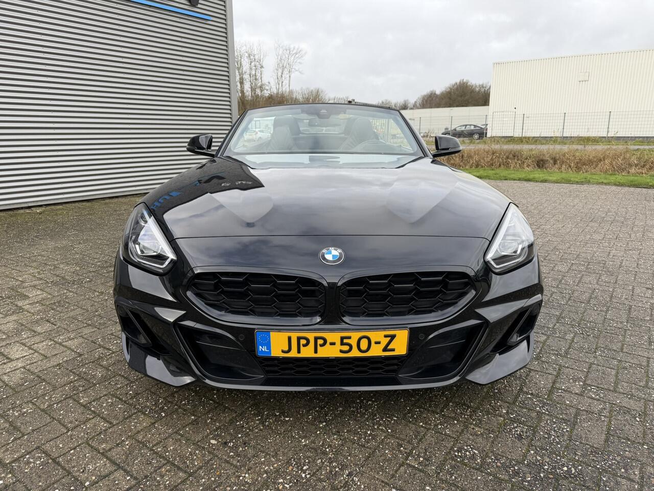 BMW Z4 Roadster M40i High Executive M Sport Keyless Entry Harman-Kardon 19 Inch Elek. Stoelverstelling ACC Stuurverwarming