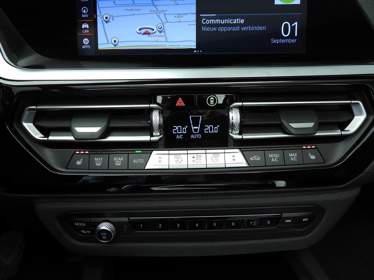 BMW Z4 Roadster sDrive20i | M-Sportpakket | LED | Leder | HUD | Stoelverwarming | Active cruise | Keyles go | DAB | Harman-kardon sound | Alu 18 inch