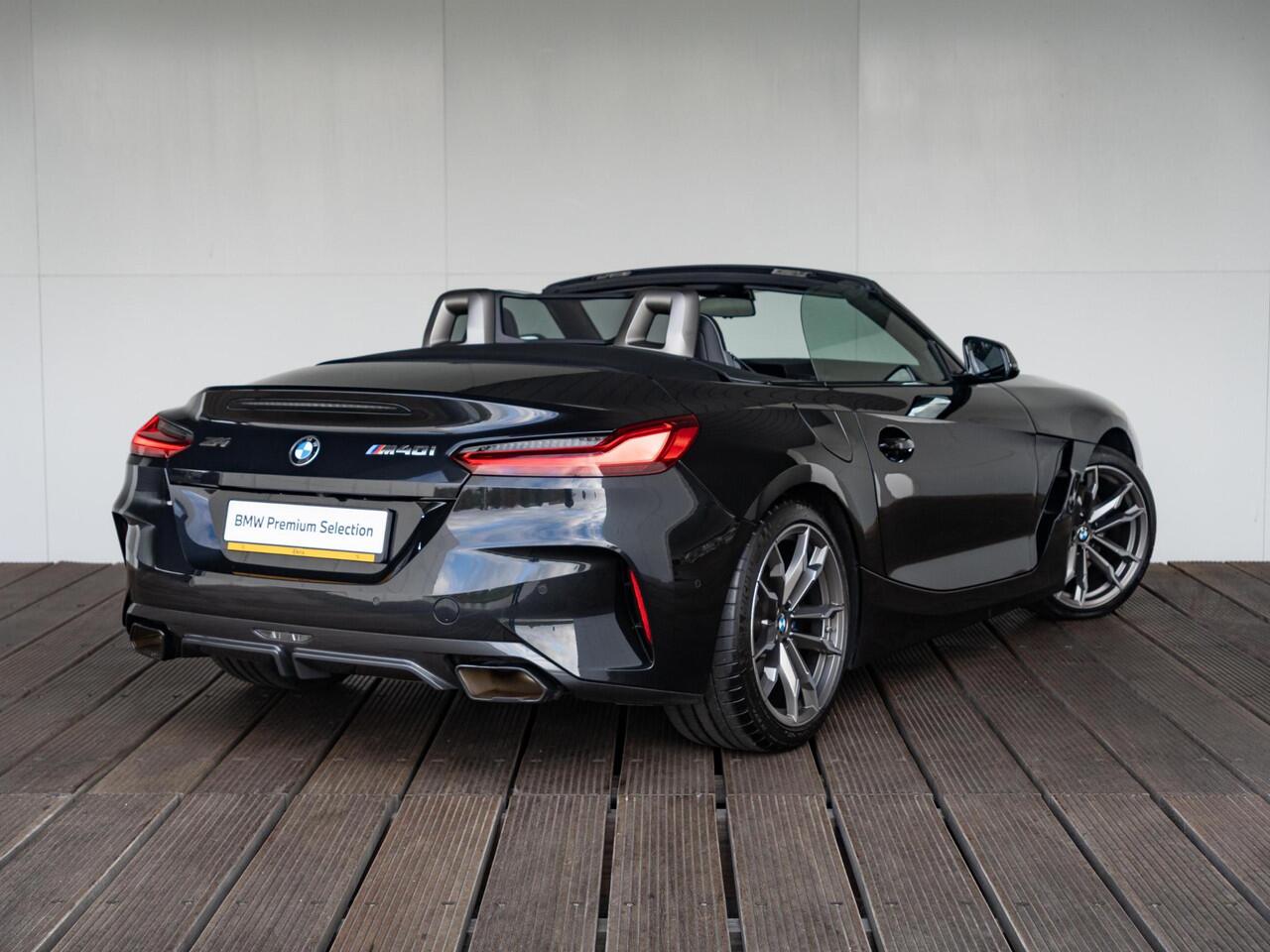 BMW Z4 Roadster M40i | Innovationspakket | Comfort Access | Achteruitrijcamera | Stoelverwarming | Head-Up Display | Harman Kardon | 19''