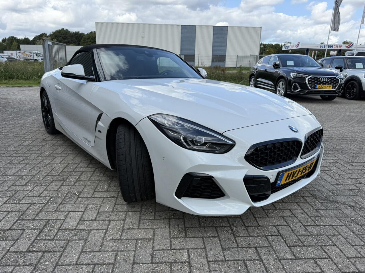 BMW Z4 Roadster sDrive30i High Executive M Sport Harman-Kardon Achteruitrijcamera Stuurwielverwarming 19 Inch Carplay