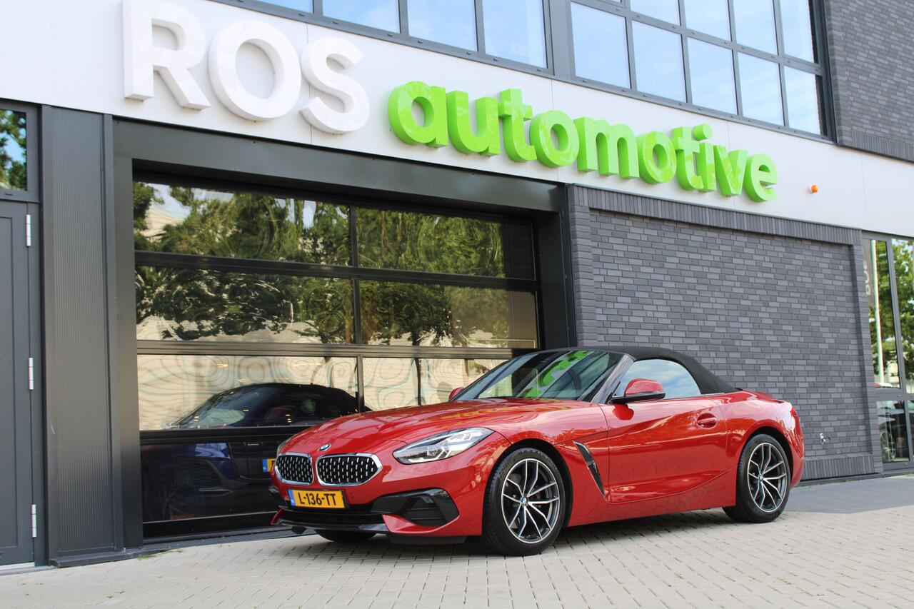BMW Z4 Roadster sDrive20i High Executive | STOELVERWARMING | SFEER | CARPLAY | LEDER |
